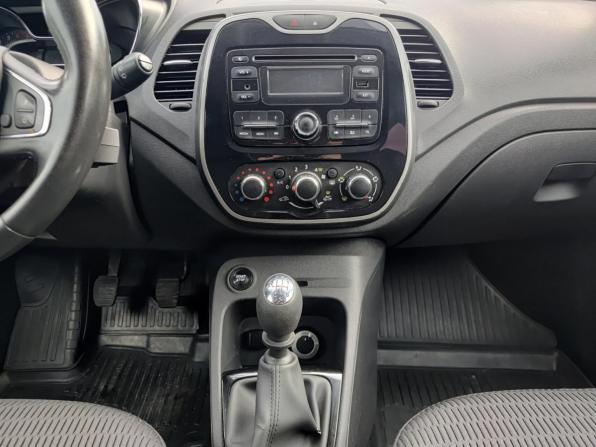 Renault Kaptur I с пробегом 2017 года, цена 1 350 000 рублей, 158436 км, внедорожник, Автокод Объявления