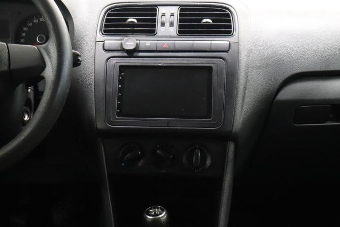 Volkswagen Polo V с пробегом 2010 года, цена 398 000 рублей, 252452 км, седан, Автокод Объявления