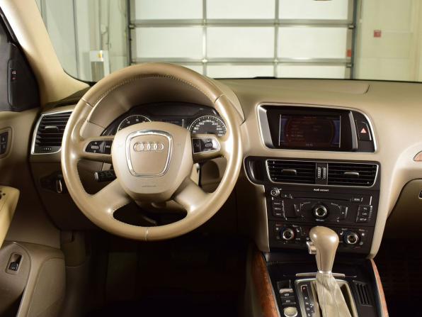 Audi Q5 I (8R) с пробегом 2012 года, цена 2 274 995 рублей, 92627 км, внедорожник, Автокод Объявления