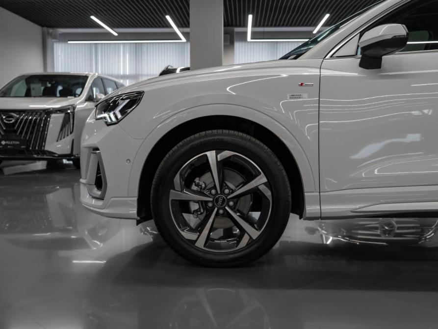 Audi Q3 II (F3) Москва  - изображение 22