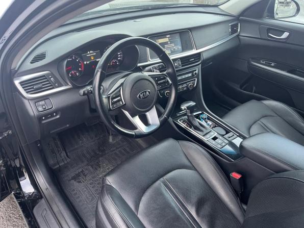Kia Optima IV Рестайлинг с пробегом 2018 года, цена 1 995 000 рублей, 139000 км, седан, Автокод Объявления