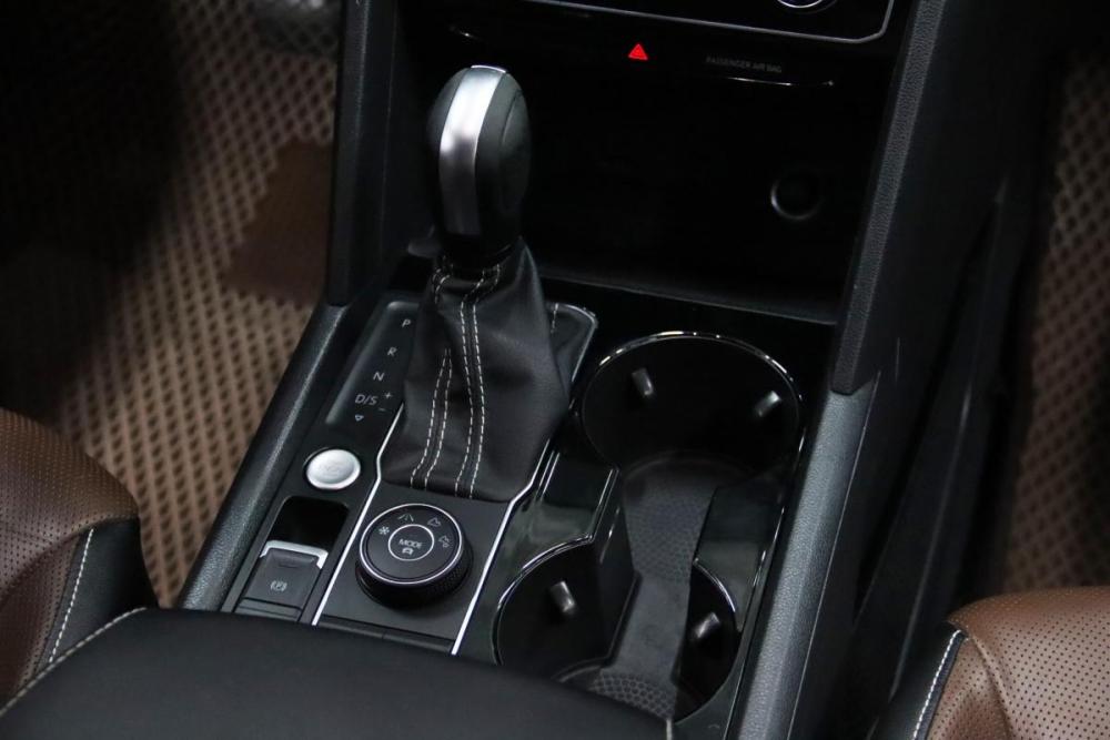 Volkswagen Teramont I Рестайлинг Сургут  - изображение 27
