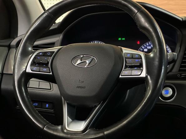 Hyundai Sonata VII (LF) Рестайлинг с пробегом 2019 года, цена 1 849 900 рублей, 102380 км, седан, Автокод Объявления