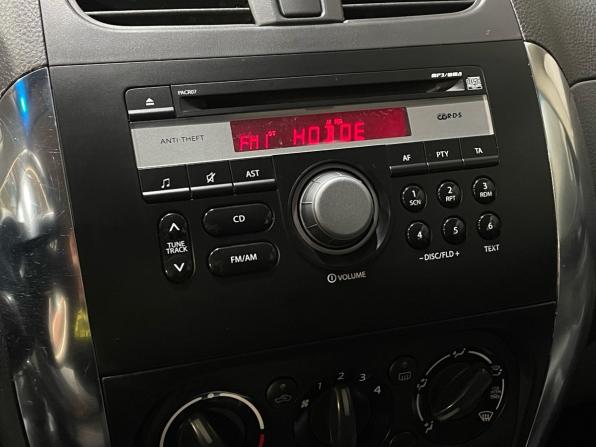 Suzuki SX4 I (Classic) Рестайлинг с пробегом 2011 года, цена 699 000 рублей, 175232 км, хэтчбек, Автокод Объявления