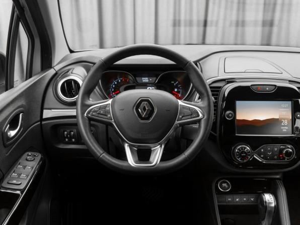 Renault Kaptur I Рестайлинг с пробегом 2021 года, цена 1 920 000 рублей, 64520 км, внедорожник, Автокод Объявления