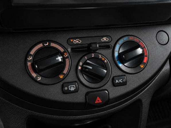 Nissan Note I Рестайлинг с пробегом 2013 года, цена 669 000 рублей, 184133 км, хэтчбек, Автокод Объявления