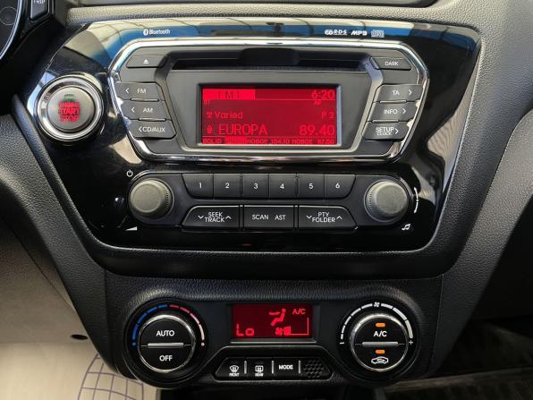 Kia Rio III с пробегом 2013 года, цена 917 000 рублей, 178265 км, седан, Автокод Объявления