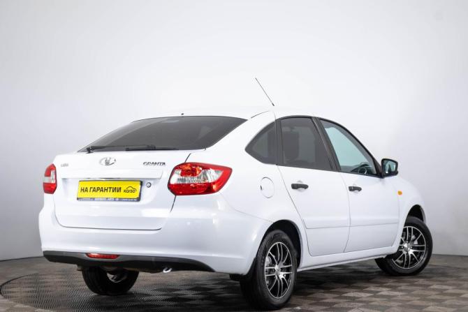 Lada (ВАЗ) Granta I с пробегом 2017 года, цена 569 000 рублей, 87125 км, лифтбек, Автокод Объявления