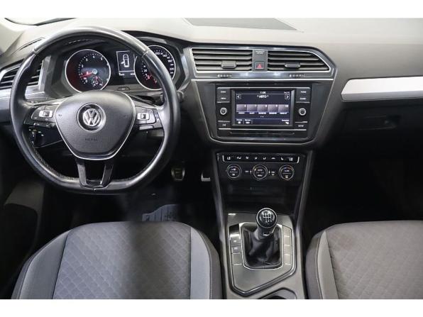 Volkswagen Tiguan II с пробегом 2019 года, цена 2 179 900 рублей, 75232 км, внедорожник, Автокод Объявления