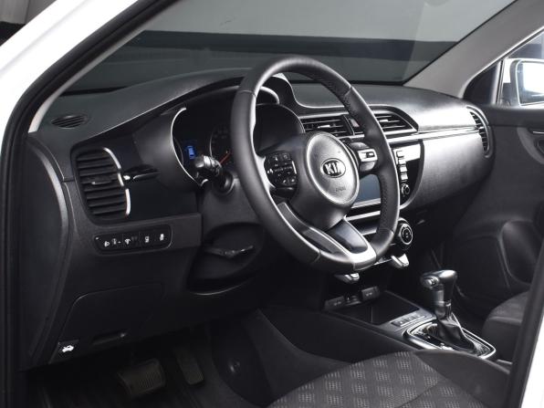 Kia Rio IV с пробегом 2018 года, цена 1 349 999 рублей, 85106 км, хэтчбек, Автокод Объявления
