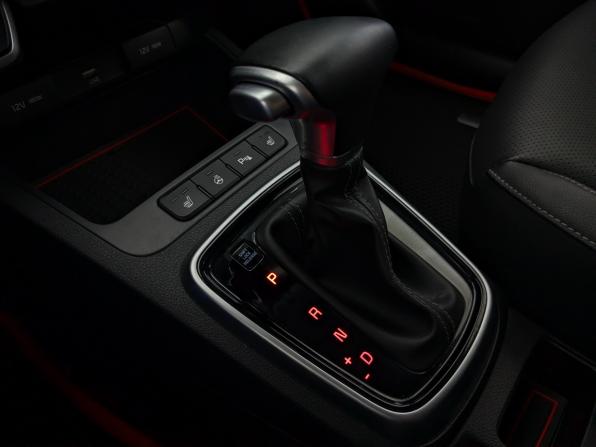 Kia Rio IV Рестайлинг с пробегом 2021 года, цена 1 781 000 рублей, 96650 км, седан, Автокод Объявления