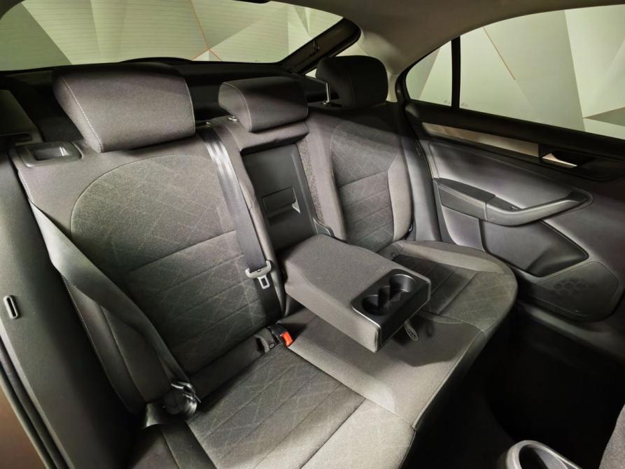 Volkswagen Polo VI Москва  - изображение 17