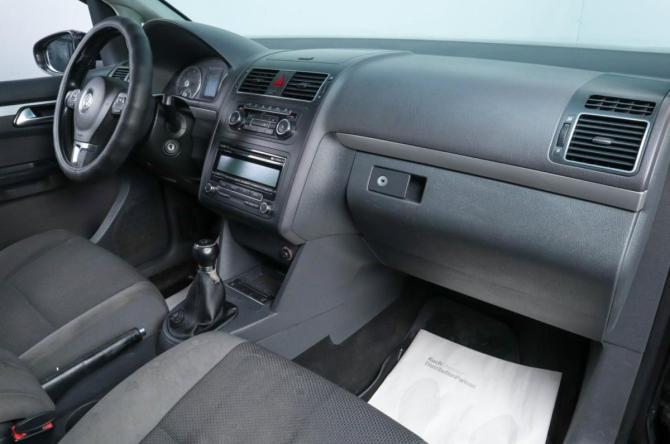 Volkswagen Touran I Рестайлинг 2 с пробегом 2010 года, цена 839 000 рублей, 322000 км, компактвэн, Автокод Объявления