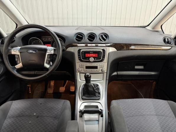Ford Galaxy II с пробегом 2007 года, цена 790 000 рублей, 231260 км, минивэн, Автокод Объявления