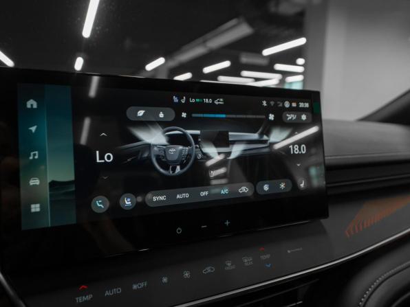 Toyota Camry IX (XV80) China Market с пробегом 2026 года, цена 4 300 000 рублей, 58 км, седан, Автокод Объявления
