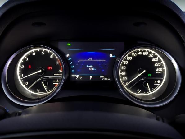 Toyota Camry VIII (XV70) с пробегом 2019 года, цена 3 250 000 рублей, 74811 км, седан, Автокод Объявления