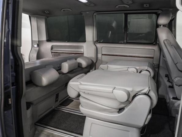 Volkswagen Multivan T5 Рестайлинг с пробегом 2011 года, цена 1 949 000 рублей, 270005 км, минивэн, Автокод Объявления