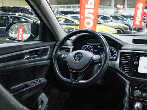 Volkswagen Teramont I с пробегом 2018 года, цена 3 710 900 рублей, 76112 км, внедорожник, Автокод Объявления