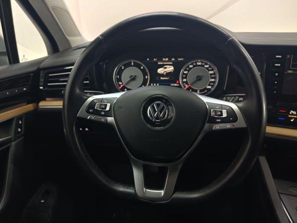 Volkswagen Touareg III с пробегом 2019 года, цена 4 379 000 рублей, 174321 км, внедорожник, Автокод Объявления