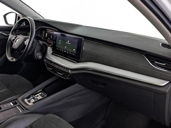 Skoda Octavia IV (A8) с пробегом 2021 года, цена 2 199 000 рублей, 101847 км, лифтбек, Автокод Объявления