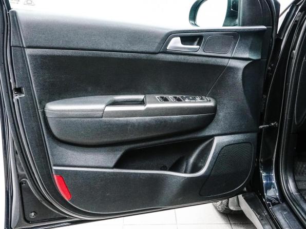 Kia Sportage IV Рестайлинг с пробегом 2020 года, цена 2 299 000 рублей, 92522 км, внедорожник, Автокод Объявления