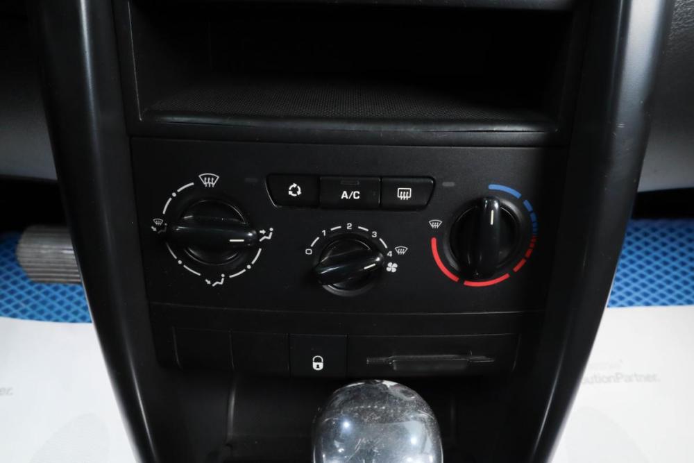 Peugeot 207 I Челябинск  - изображение 16