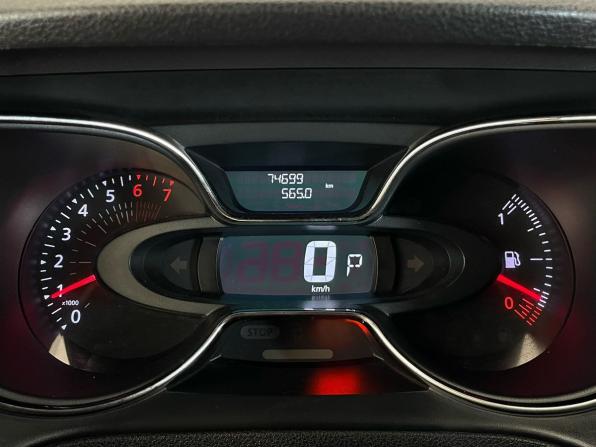 Renault Kaptur I с пробегом 2018 года, цена 1 300 000 рублей, 74399 км, внедорожник, Автокод Объявления