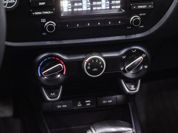 Kia Rio IV с пробегом 2017 года, цена 1 329 000 рублей, 171485 км, хэтчбек, Автокод Объявления