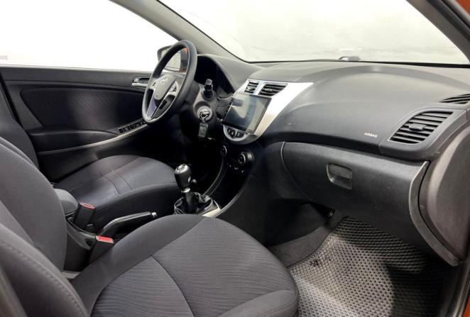 Hyundai Solaris I с пробегом 2014 года, цена 885 000 рублей, 154809 км, седан, Автокод Объявления
