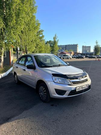 Lada (ВАЗ) Granta I с пробегом 2017 года, цена 310 000 рублей, 220000 км, лифтбек, Автокод Объявления