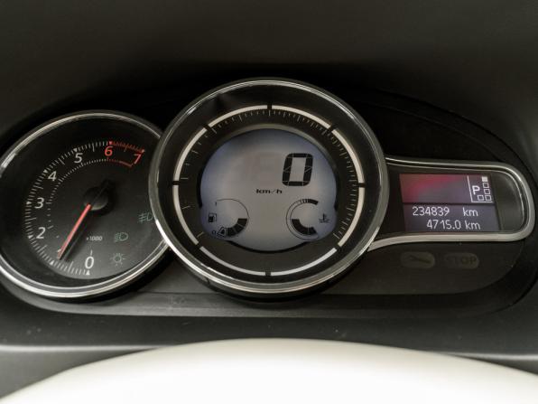 Renault Fluence I с пробегом 2011 года, цена 675 000 рублей, 234839 км, седан, Автокод Объявления