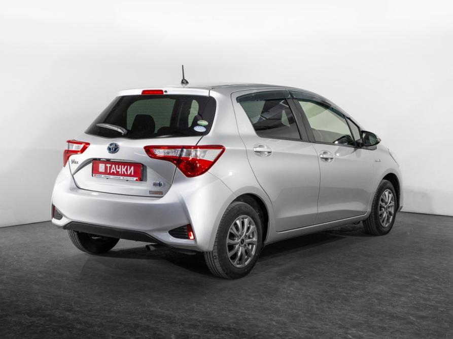 Toyota Vitz III (XP130) Рестайлинг 2 Иркутск  - изображение 3