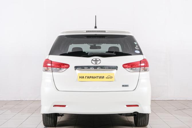 Toyota Wish II с пробегом 2011 года, цена 1 449 000 рублей, 99000 км, минивэн, Автокод Объявления