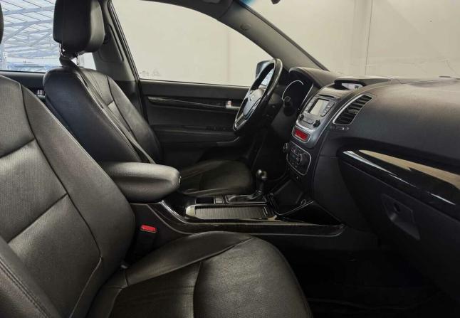 Kia Sorento II Рестайлинг с пробегом 2014 года, цена 1 635 000 рублей, 254245 км, внедорожник, Автокод Объявления