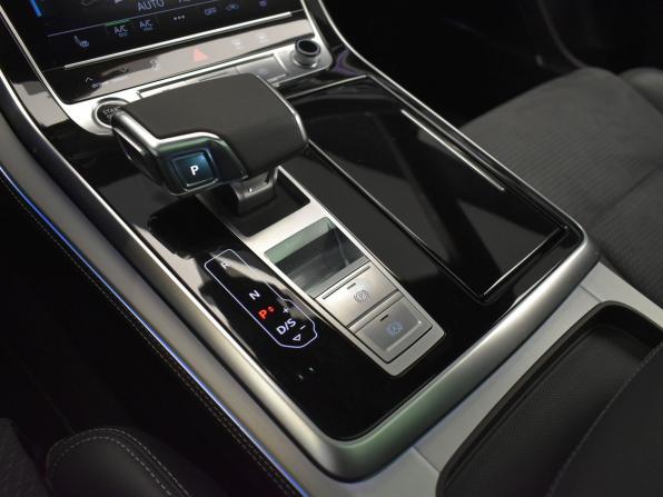 Audi Q8 I (4M) с пробегом 2023 года, цена 11 550 000 рублей, 35986 км, внедорожник, Автокод Объявления