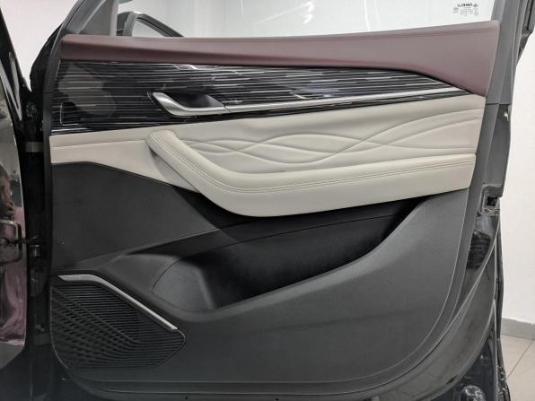 Geely Monjaro I с пробегом 2023 года, цена 3 250 000 рублей, 37140 км, внедорожник, Автокод Объявления