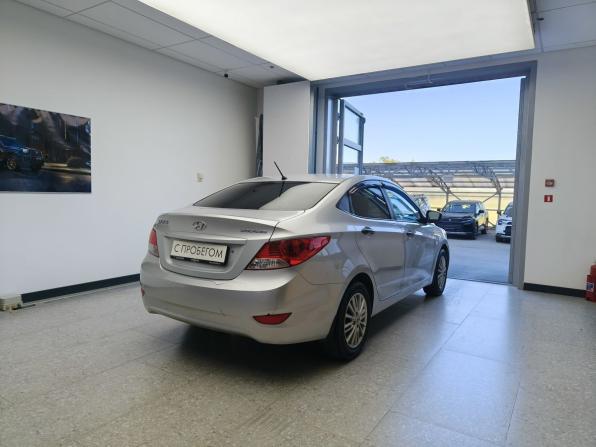 Hyundai Solaris I с пробегом 2013 года, цена 610 000 рублей, 136000 км, седан, Автокод Объявления
