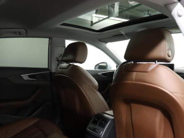 Audi A5 II (F5) с пробегом 2017 года, цена 2 500 000 рублей, 138177 км, лифтбек, Автокод Объявления