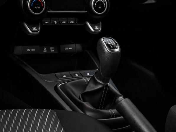Kia Rio IV с пробегом 2020 года, цена 1 620 000 рублей, 31426 км, хэтчбек, Автокод Объявления