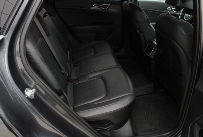 Kia Sportage IV Рестайлинг с пробегом 2022 года, цена 3 780 000 рублей, 58969 км, внедорожник, Автокод Объявления
