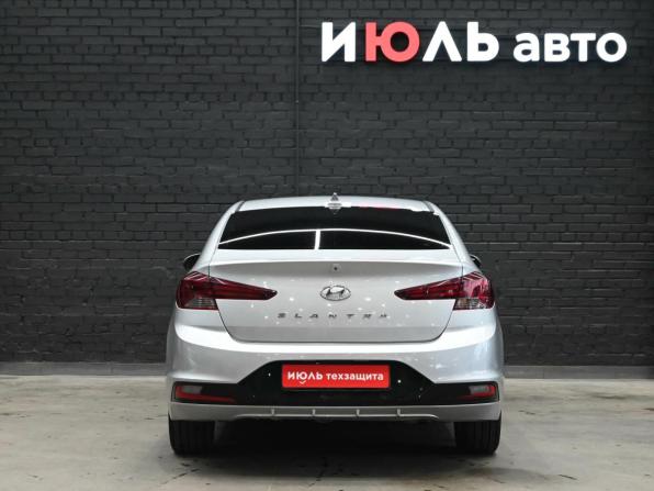 Hyundai Elantra VI (AD) Рестайлинг с пробегом 2019 года, цена 1 250 000 рублей, 254276 км, седан, Автокод Объявления
