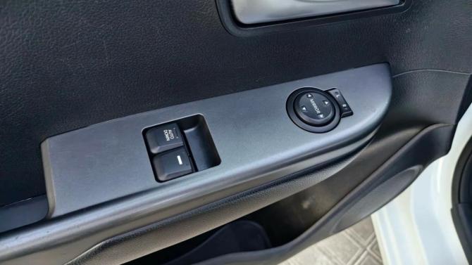 Kia Rio III Рестайлинг с пробегом 2016 года, цена 1 129 900 рублей, 102653 км, хэтчбек, Автокод Объявления