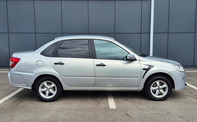 Lada (ВАЗ) Granta I с пробегом 2017 года, цена 515 000 рублей, 76300 км, седан, Автокод Объявления