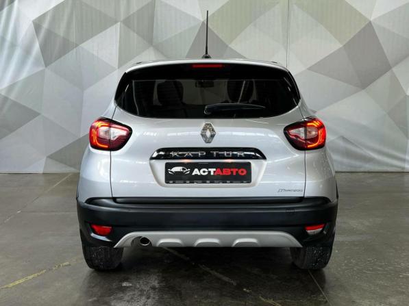 Renault Kaptur I Рестайлинг с пробегом 2021 года, цена 1 390 000 рублей, 71504 км, внедорожник, Автокод Объявления