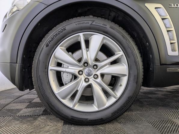 Infiniti QX70 с пробегом 2015 года, цена 2 900 000 рублей, 96495 км, внедорожник, Автокод Объявления