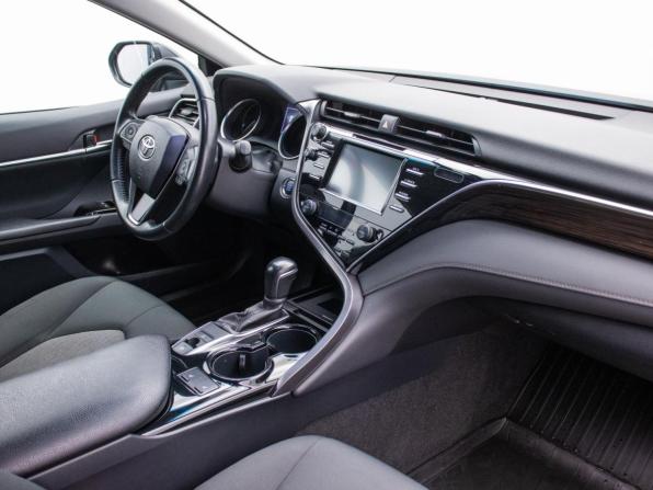Toyota Camry VIII (XV70) с пробегом 2020 года, цена 2 890 000 рублей, 59420 км, седан, Автокод Объявления