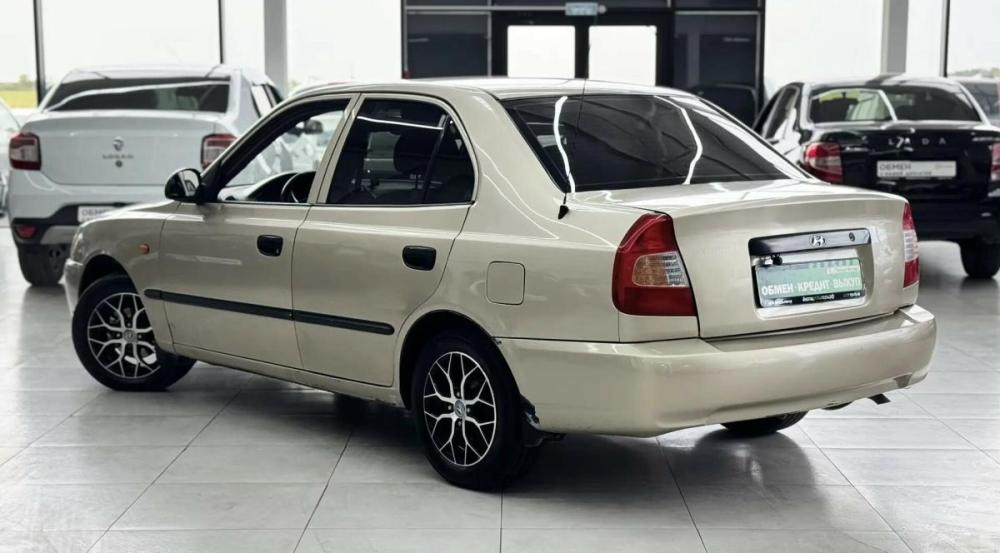 Hyundai Accent II Шахты  - изображение 4