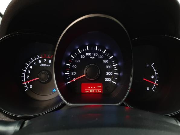 Kia Rio III с пробегом 2015 года, цена 820 000 рублей, 180130 км, седан, Автокод Объявления