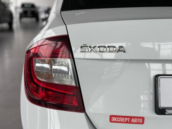 Skoda Rapid I Рестайлинг с пробегом 2018 года, цена 1 245 000 рублей, 140000 км, лифтбек, Автокод Объявления