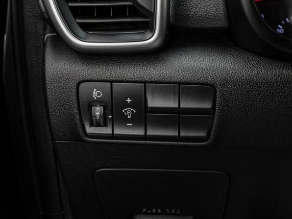 Kia Sportage IV Рестайлинг с пробегом 2018 года, цена 2 170 000 рублей, 115968 км, внедорожник, Автокод Объявления